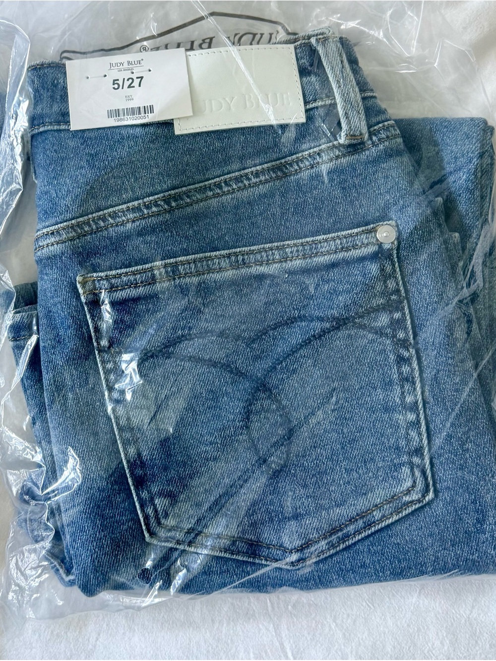 Judy Blue Women's Medium Blue Flare Denim Jeans - Classic Pocket Design
